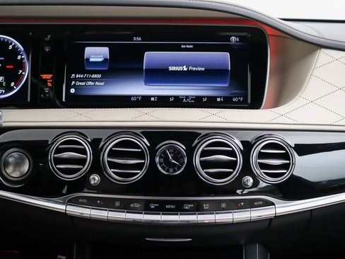 Used 2017 Mercedes-Benz S 550 Sedan image 16