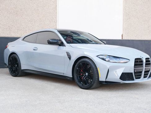 Used 2021 BMW M4 Coupe w/ Executive Package image 4