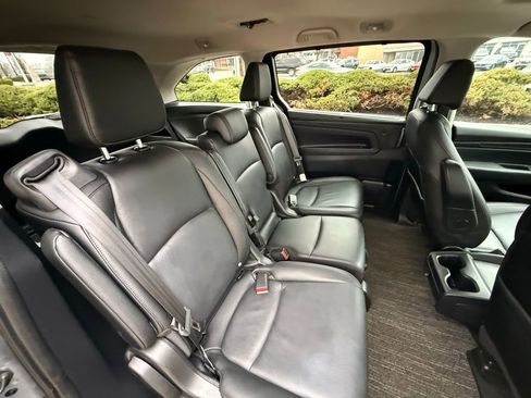 Used 2025 Honda Odyssey EX-L image 37