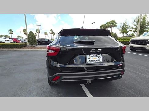 New 2026 Chevrolet Trax RS w/ Sunroof Package FWD image 21