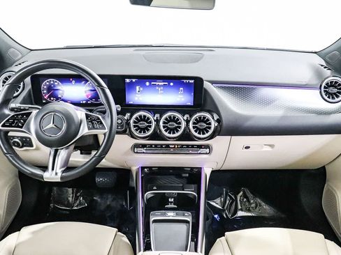 Certified 2024 Mercedes-Benz GLA 250 image 12
