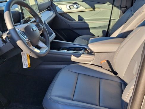 New 2026 Ford Explorer Active w/ Active Comfort Package image 12