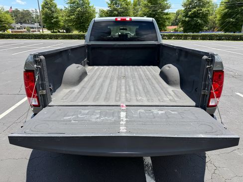 Used 2012 RAM 3500 ST w/ Chrome Appearance Group RWD image 8