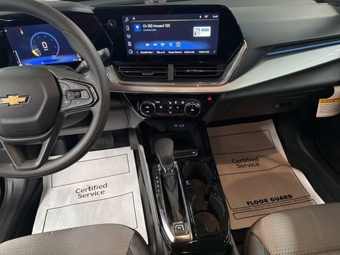 New 2026 Chevrolet Trax LT image 18