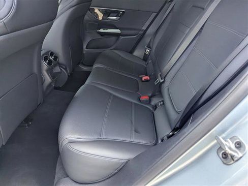 Used 2026 Mercedes-Benz GLC 300 image 16