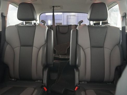 Certified 2022 Subaru Ascent Onyx Edition image 32