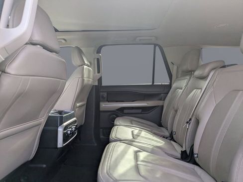 Used 2023 Ford Expedition Max Limited image 16