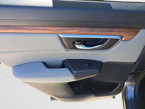 Used 2019 Honda CR-V EX image 7