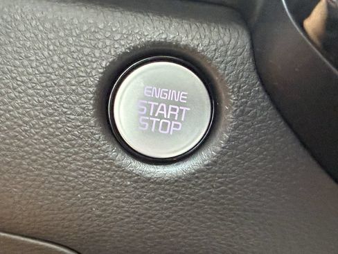 Used 2026 Kia Carnival SX FWD image 33