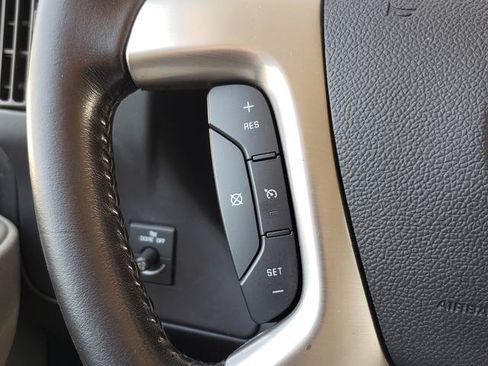 Used 2017 Chevrolet Express 2500 LS RWD image 18