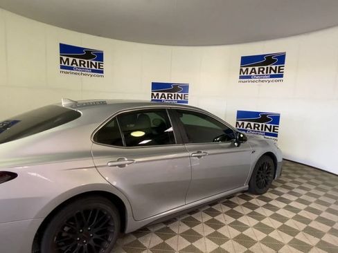 Used 2024 Toyota Camry SE w/ Cold Weather Package FWD image 2