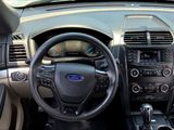 Used 2019 Ford Explorer FWD image 5
