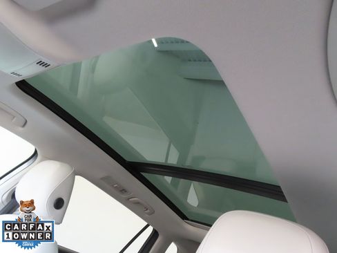 Used 2019 Volkswagen Tiguan SE image 22