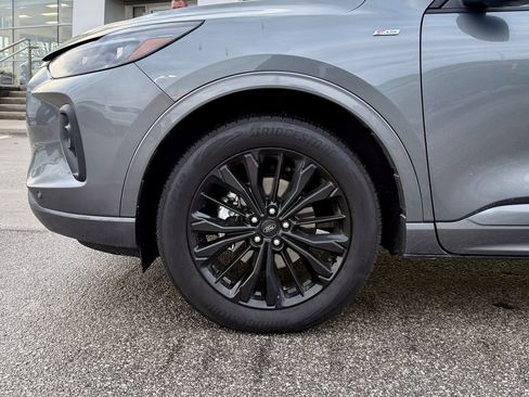 Certified 2025 Ford Escape ST-Line Elite w/ Premium Technology Package image 27