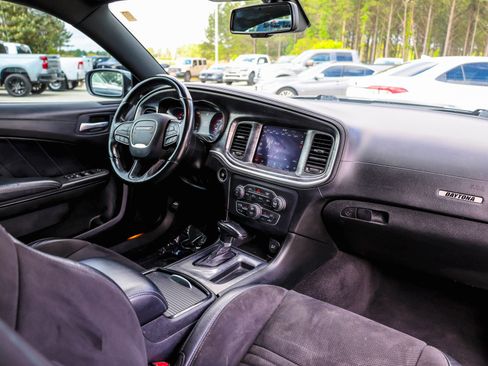 Used 2022 Dodge Charger R/T w/ Daytona Edition Group image 11