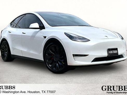 Used 2022 Tesla Model Y Performance AWD/4WD image 1