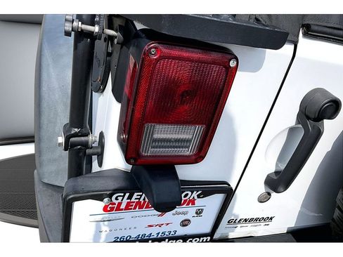 Used 2012 Jeep Wrangler Sport AWD/4WD image 34