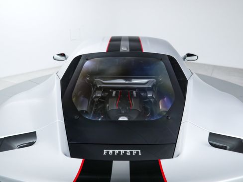 Certified 2019 Ferrari 488 Pista Coupe image 33