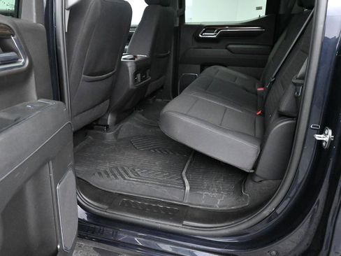 Used 2024 Chevrolet Silverado 1500 LT Trail Boss w/ Convenience Package II image 18