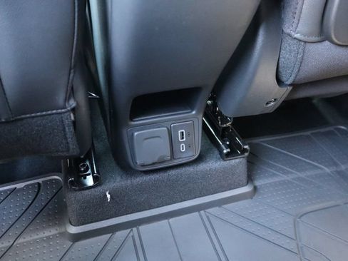 New 2026 Chevrolet TrailBlazer RS w/ Convenience Package FWD image 38