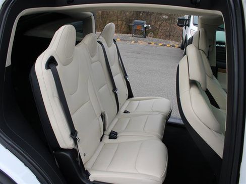 Used 2019 Tesla Model X 100D image 13