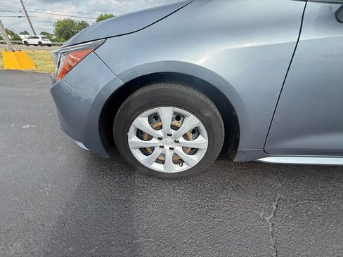 Used 2020 Toyota Corolla LE FWD image 10