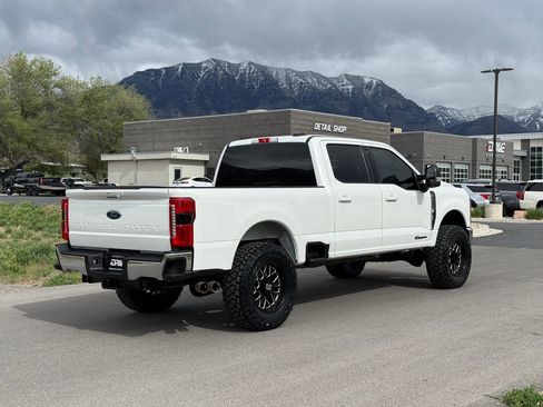 Used 2025 Ford F350 Lariat AWD/4WD image 9