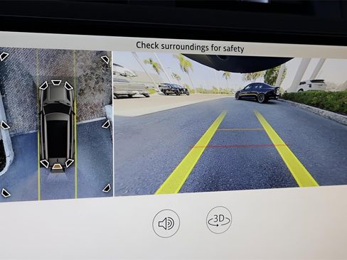 Used 2024 Land Rover Defender 130 X-Dynamic SE image 26