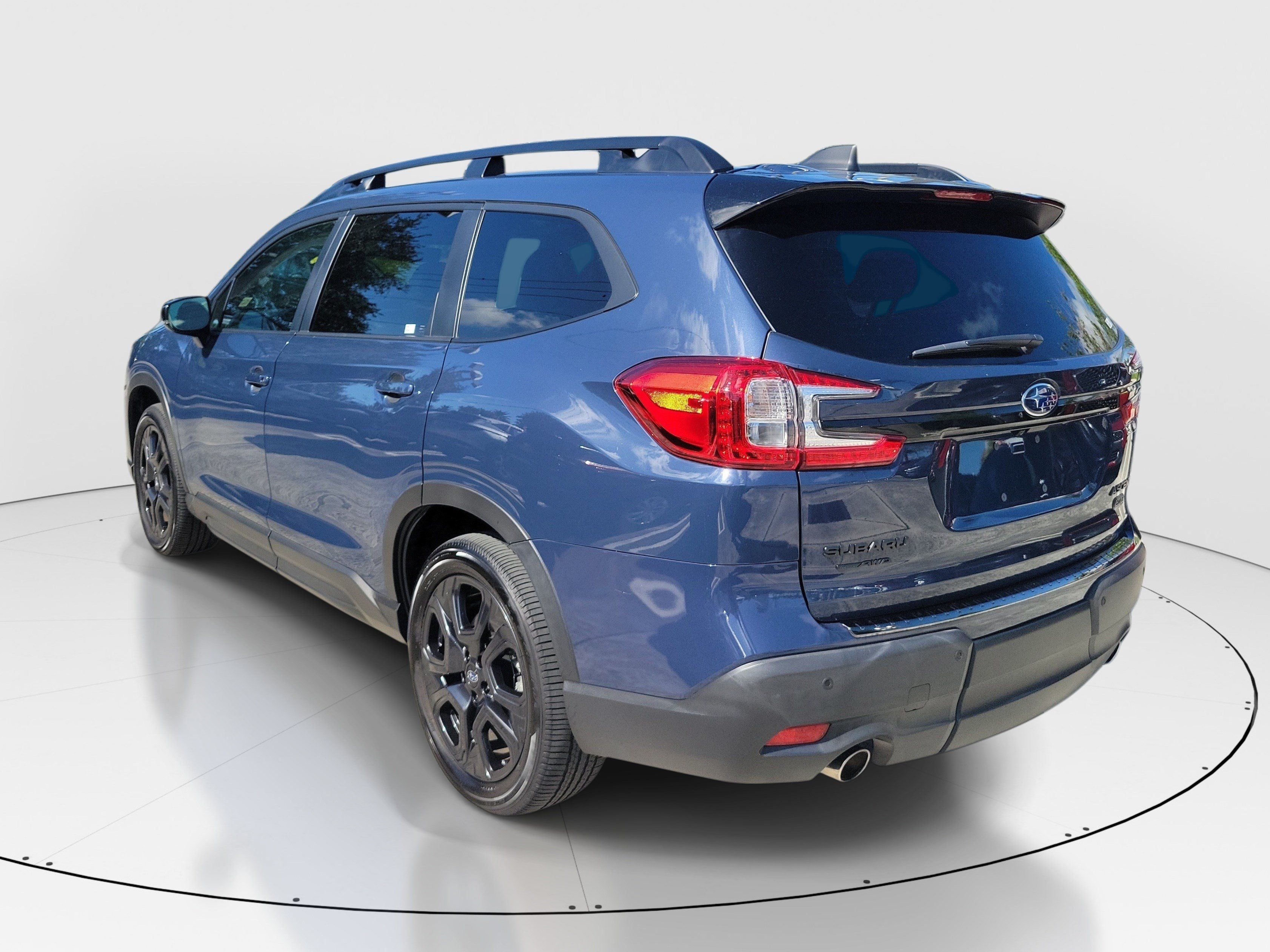 Used 2025 Subaru Ascent Bronze Edition AWD/4WD image 5