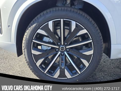 Used 2026 Volvo XC90 B6 Plus AWD/4WD image 12