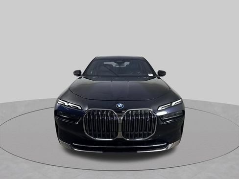 Used 2023 BMW i7 xDrive60 AWD/4WD image 24