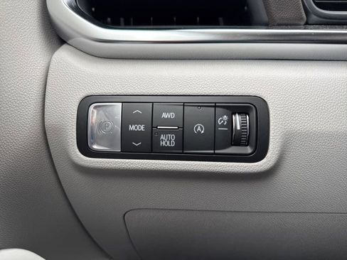 New 2026 GMC Terrain Denali w/ LPO, Black Badging Package image 19