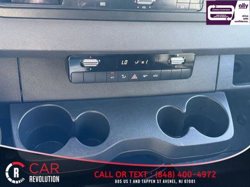 Used 2023 Mercedes-Benz Sprinter 1500 w/ Parking Package image 31