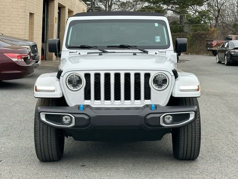 Used 2023 Jeep Wrangler Unlimited Sahara image 12