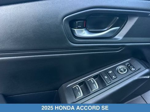 Certified 2025 Honda Accord SE image 13
