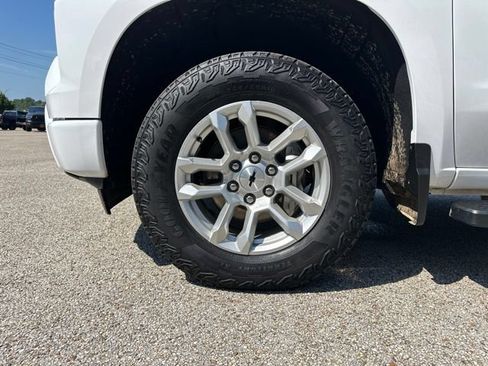 Used 2024 Chevrolet Silverado 1500 RST AWD/4WD image 46