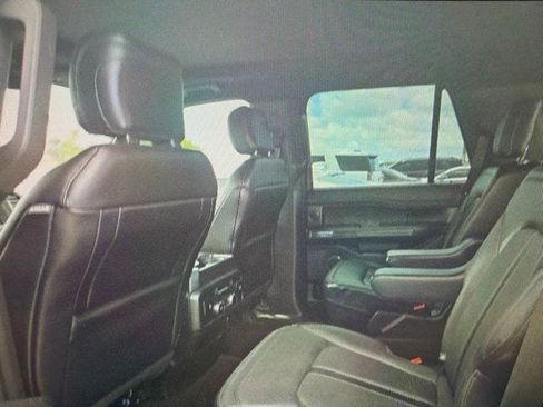 Used 2020 Ford Expedition Limited w/ Equipment Group 301A RWD image 7