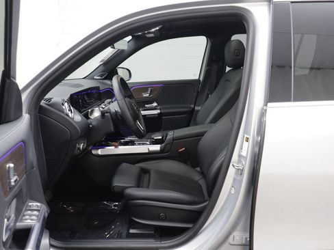 Used 2023 Mercedes-Benz EQB 300 4MATIC w/ Pinnacle Package image 5