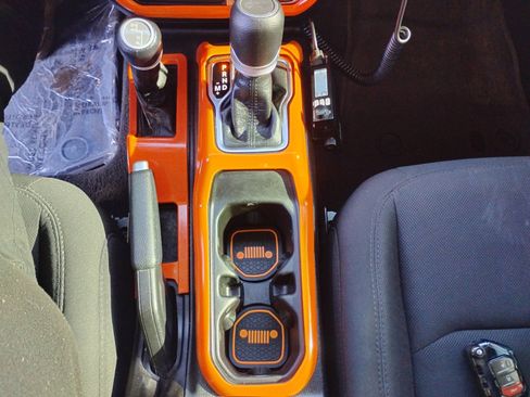 Used 2023 Jeep Wrangler Willys image 22