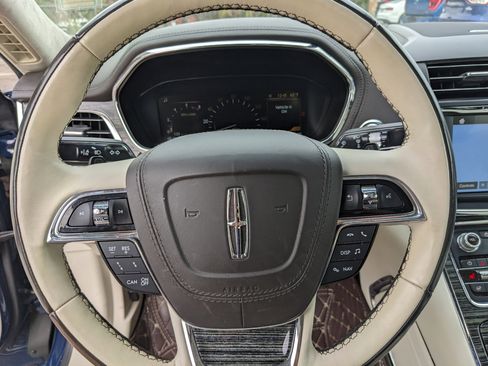 Used 2017 Lincoln Continental Black Label w/ Rear-seat Package image 27