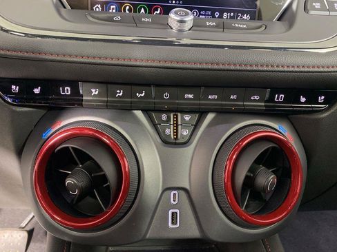 Used 2021 Chevrolet Blazer RS w/ Enhanced Convenience Package AWD/4WD image 8