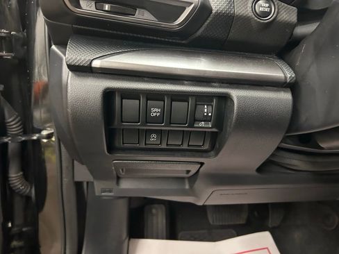 Used 2023 Subaru Forester Premium AWD/4WD image 13