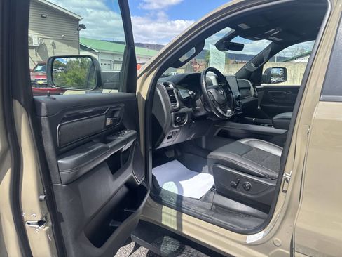 Used 2020 RAM 1500 Big Horn w/ Built-to-serve Edition image 13