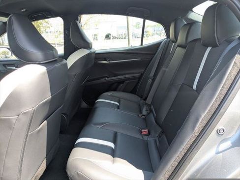 Certified 2025 Toyota Camry SE FWD image 14