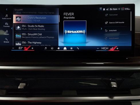 New 2026 BMW X5 xDrive50e image 21