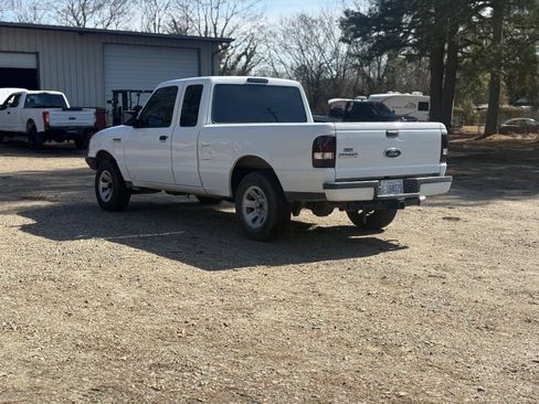 Used 2011 Ford Ranger XLT image 3