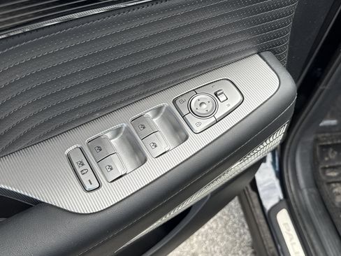 Used 2023 Hyundai Palisade Calligraphy image 44