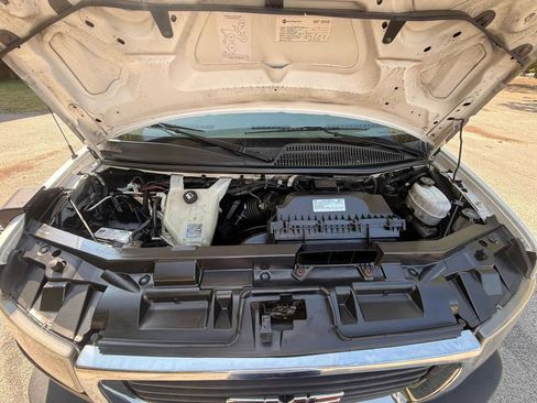Used 2023 GMC Savana 3500 w/ Shuttle Bus Package RWD image 30
