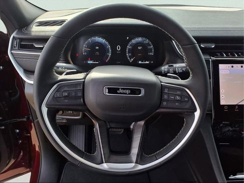 New 2025 Jeep Grand Cherokee L Limited AWD/4WD image 5