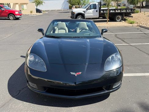 Used 2006 Chevrolet Corvette Convertible w/ Preferred Equipment Group RWD image 4